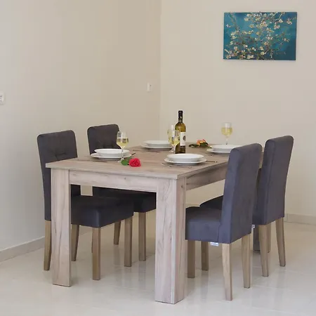 Marina's סאמי